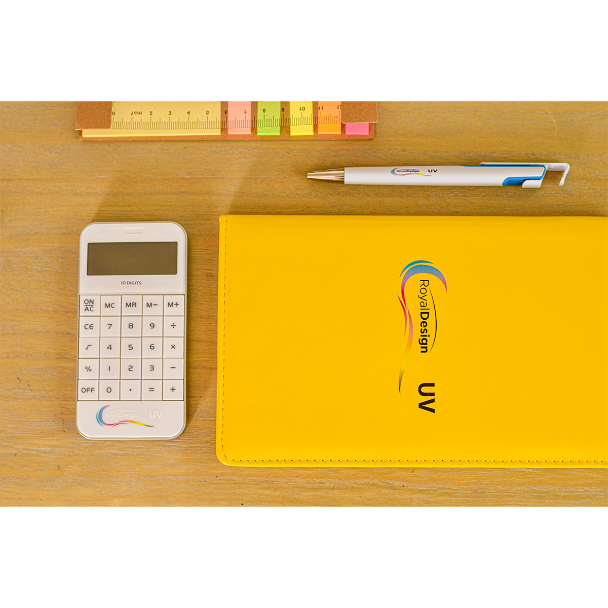 R64484 - Lucent calculator, white 