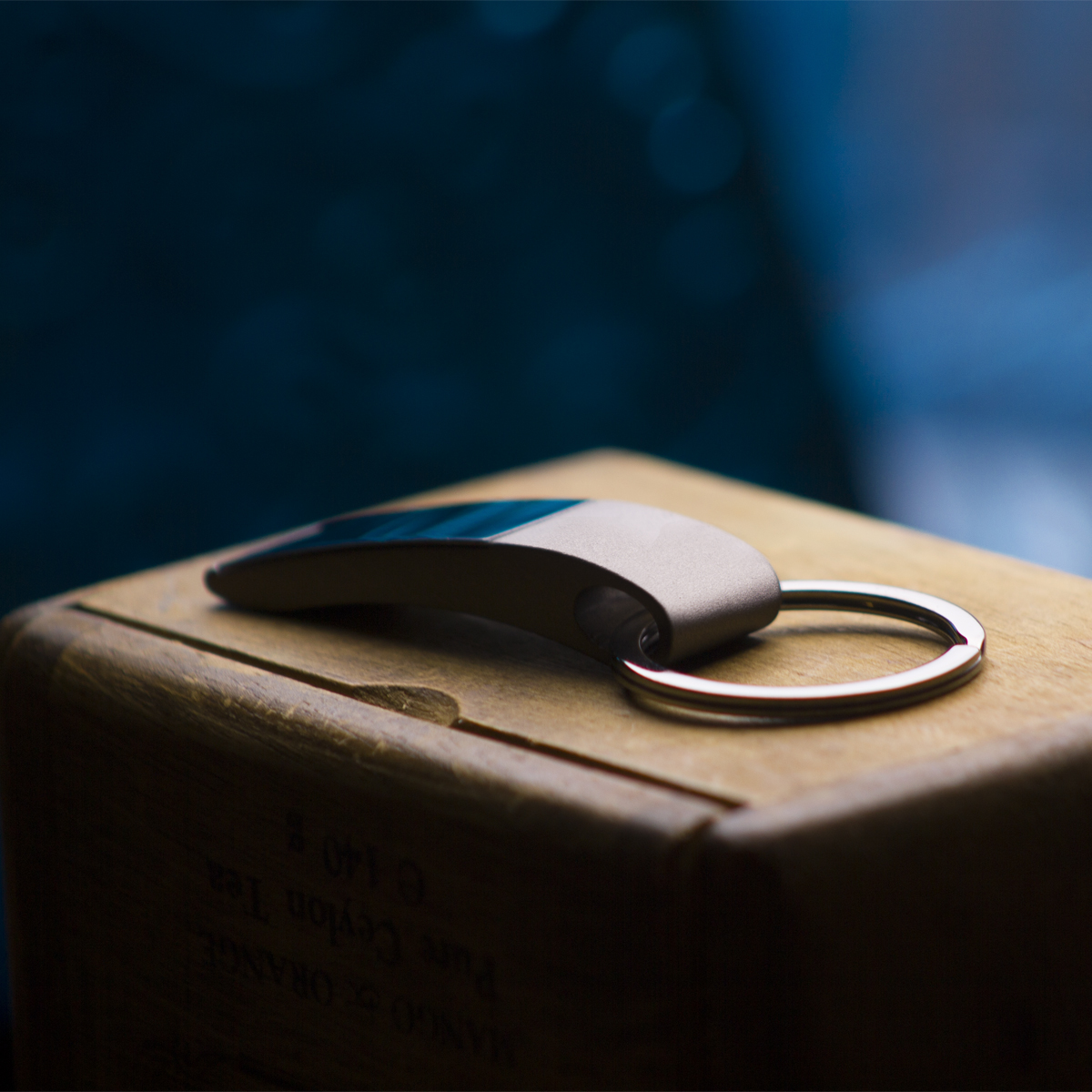 R73228 - Brelok metalowy Convex, grafitowy 