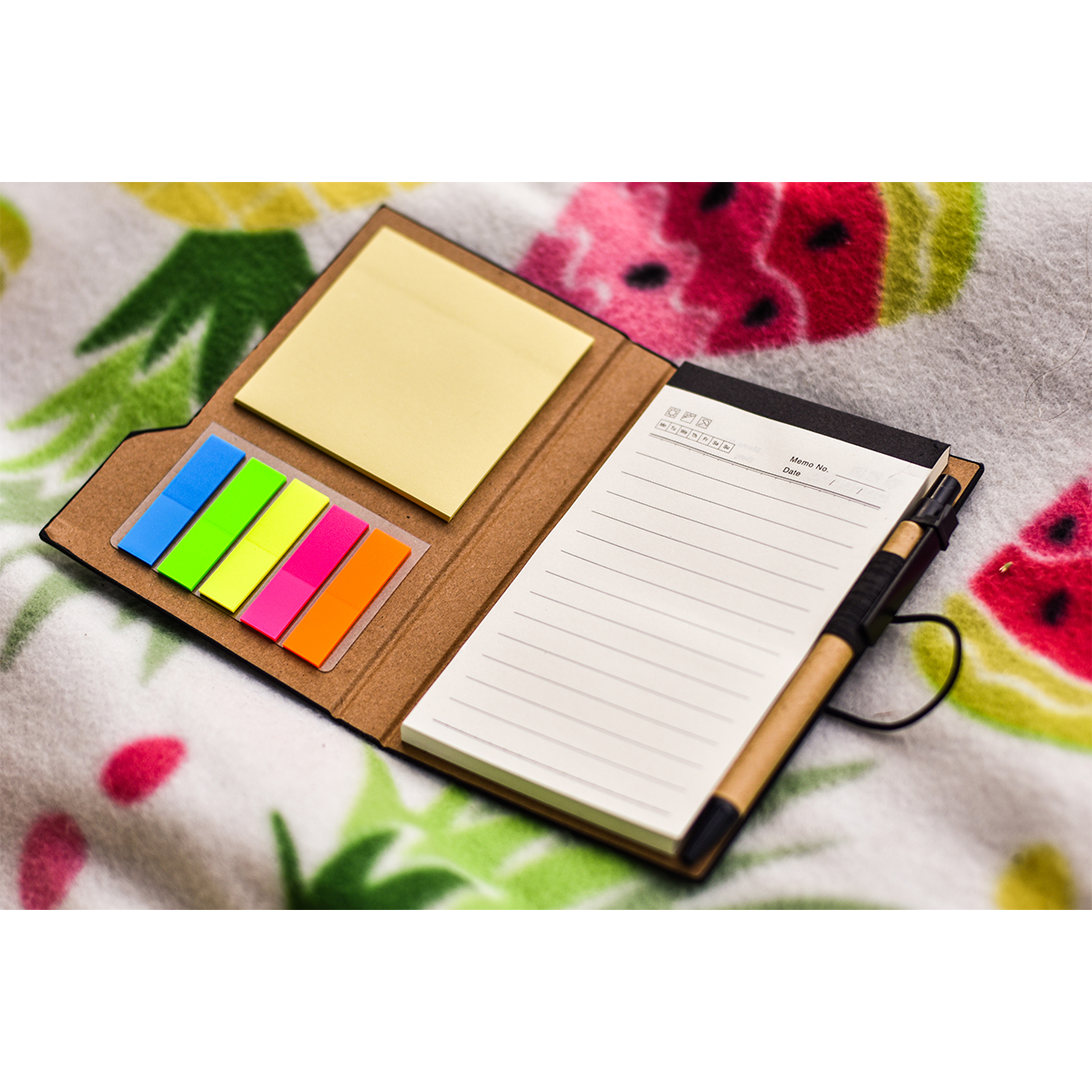 R73654.02 - Notes memo 90x150/70k linia Salerno, czarny 